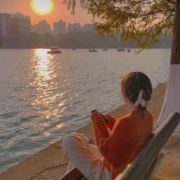 女王陛下万福金安