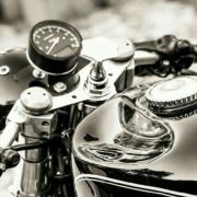QQ~6927960