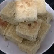 别捏我脸啦