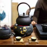 西白山上的来客