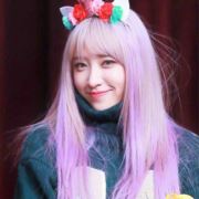 丶芝士小奶盖灬