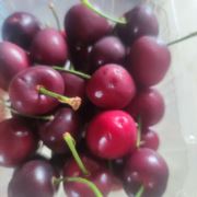 喜欢吃水果的宝宝