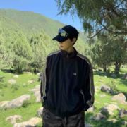 我在海边捡贝壳