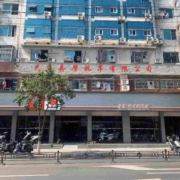 豪爵一铃木摩托车