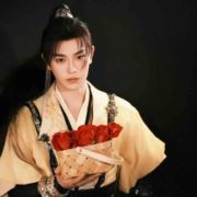 小韵睡不醒吖