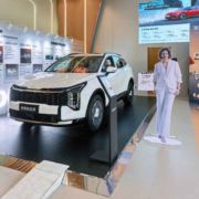 爱探讨车的老仙女